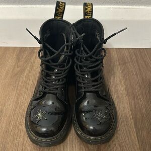 Dr. Martens 1460 Y Black Patent Leather Star Glitter